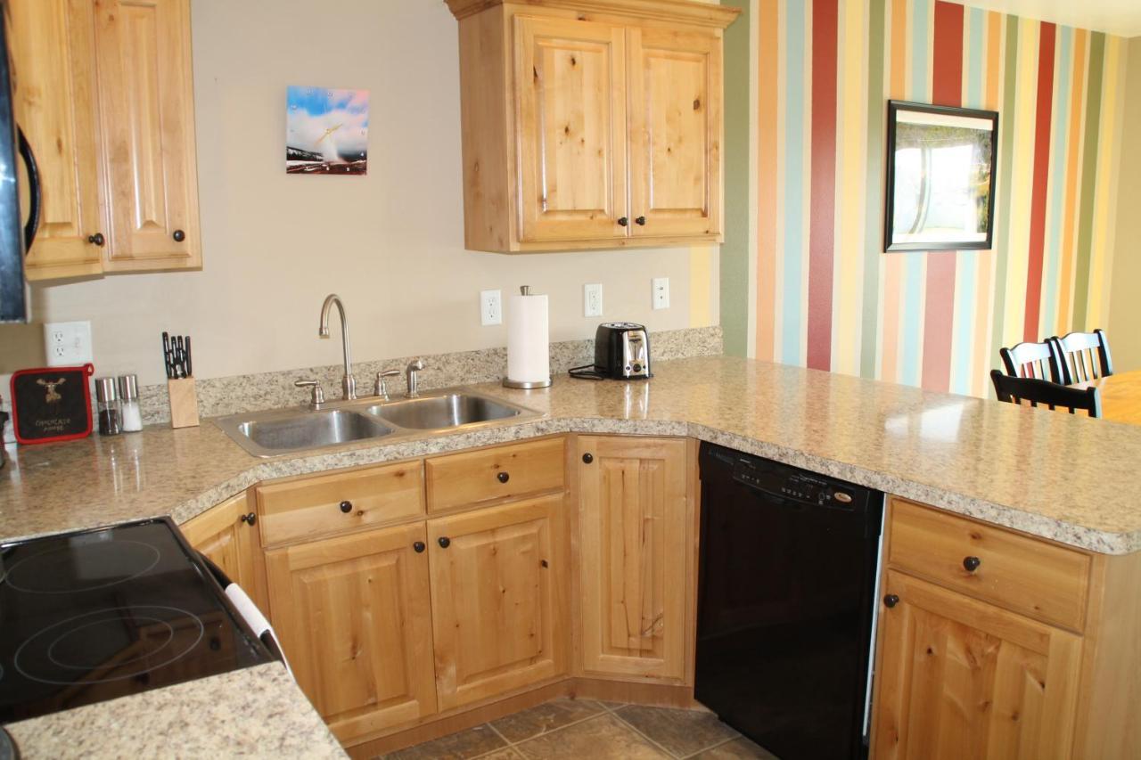 3 Queen Beds, 1 Twin Bed, 2 Rooms, 1 And A Half Bath, Self Check-In, Flexcation Equipped Idaho Falls Exterior foto
